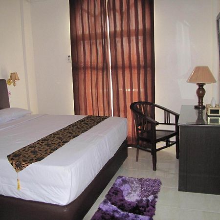 Hotel Mitra Garden Pangkal Pinang Dış mekan fotoğraf