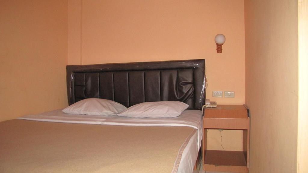 Hotel Mitra Garden Pangkal Pinang Oda fotoğraf